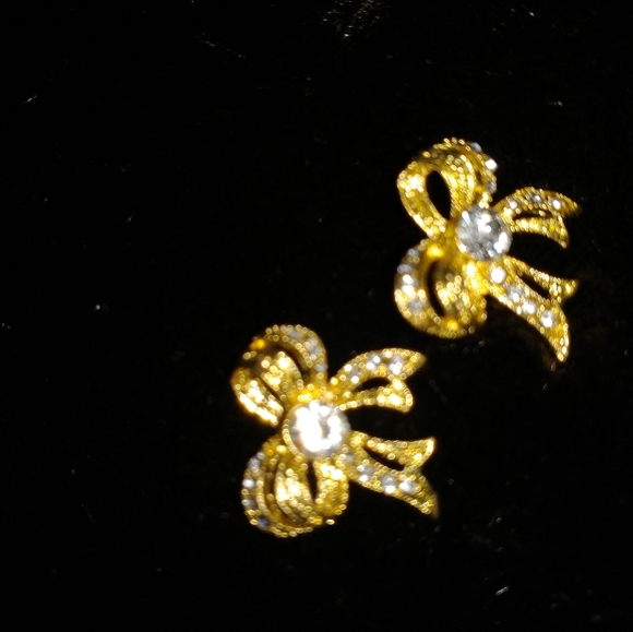 Jewelery - Picture 3 of 12